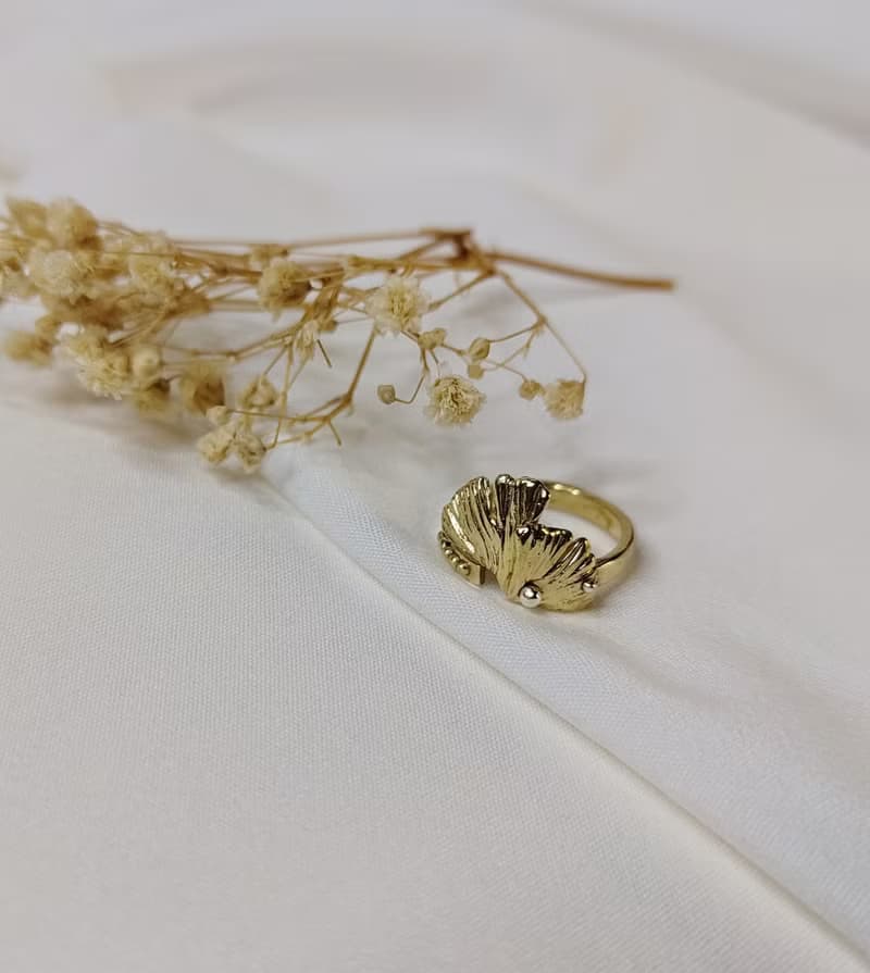 【銀杏系列】銀杏戒指--銀杏的眼淚  開口戒  黃銅&銀珠  手作