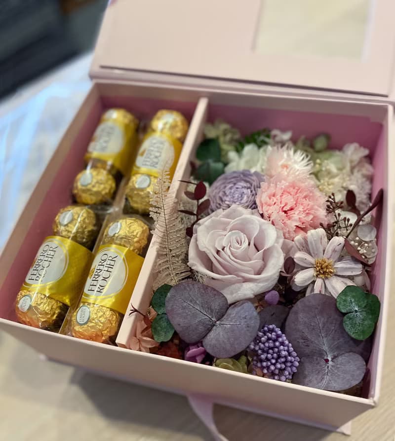 母親節永生花禮盒  有錢花 金沙巧克力 永生玫瑰  情人節 生日禮