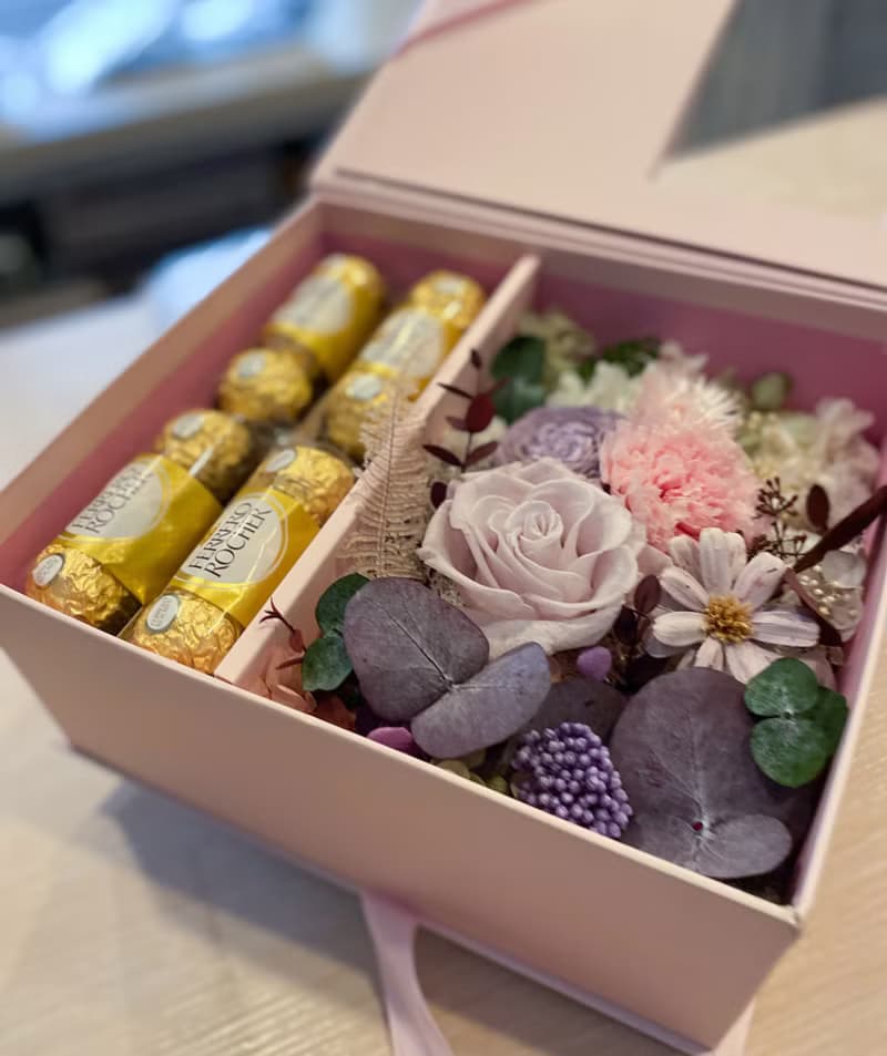 母親節永生花禮盒  有錢花 金沙巧克力 永生玫瑰  情人節 生日禮