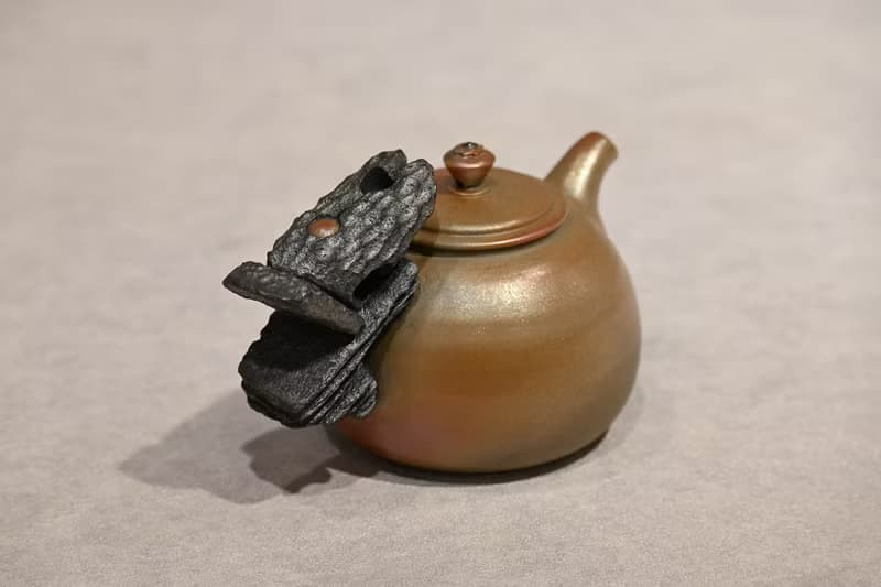 | 280cc | 柴燒造型正把壺 柴燒壺 茶壺 手作壺【臻麟陶藝】
