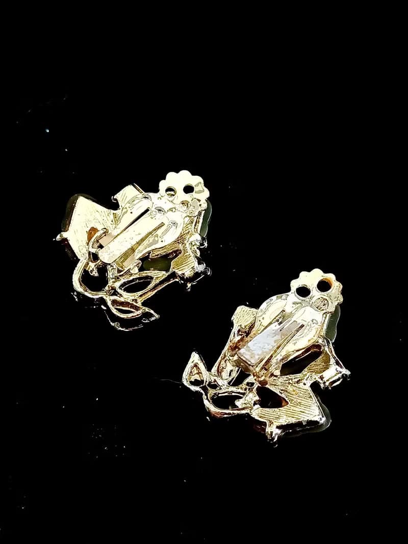 vintage jewelry 典雅翠綠萊茵 夾式耳環