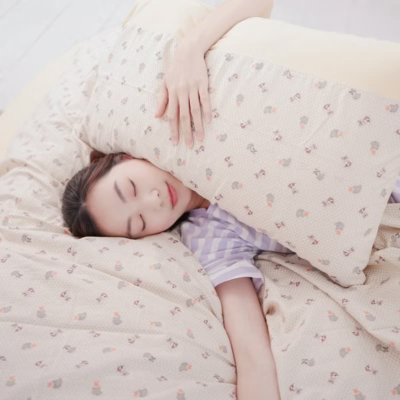 (雙人)UMORFIL膠原蛋白狐狸剪花寢具組-點點棕∣四件組