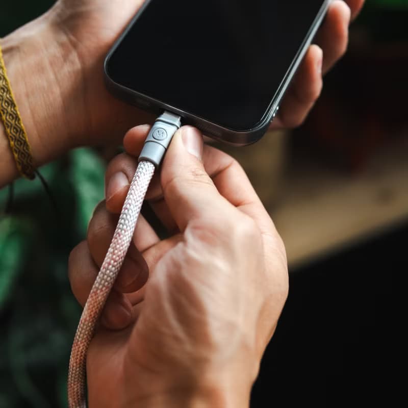 Charry 充電線 手機掛繩 2in1 USB A-C 或 C-C 粉紅色 The Wes