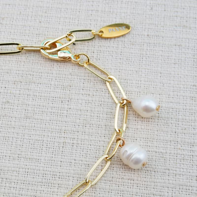 Drop Freshwater Pearl on Oval Chain Bracelet