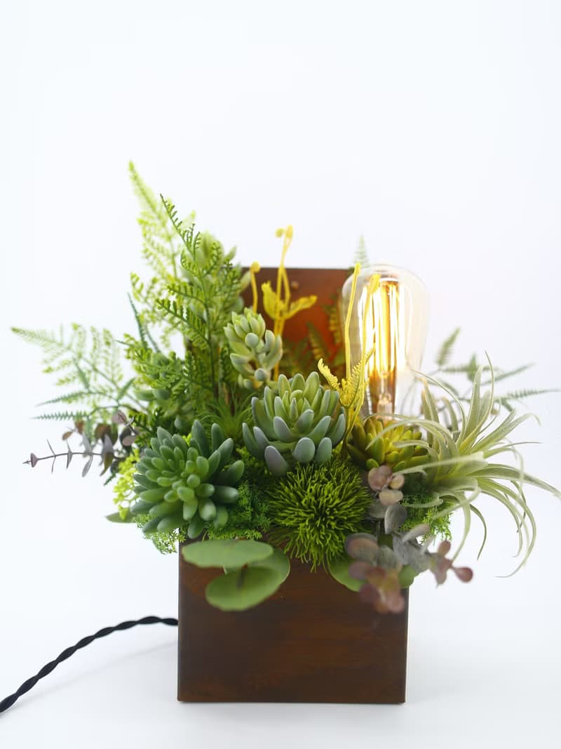 高擬真多肉植物鏽鐵燈 免運專人配送限雙北市 其餘地區需補運費