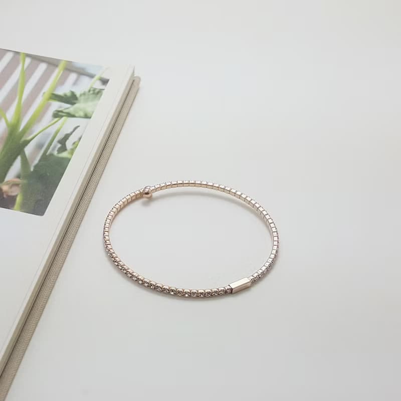 Rose Gold Rectangle point Single Line Flexible Bangle Bracelet
