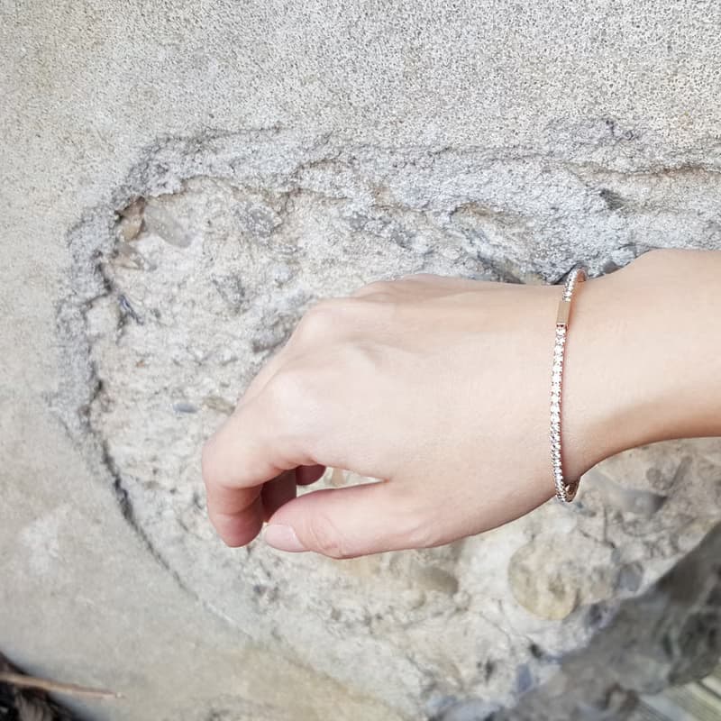 Rose Gold Rectangle point Single Line Flexible Bangle Bracelet