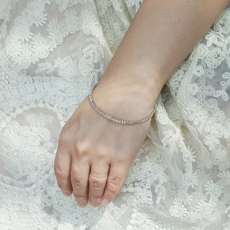 Rose Gold Rectangle point Single Line Flexible Bangle Bracelet