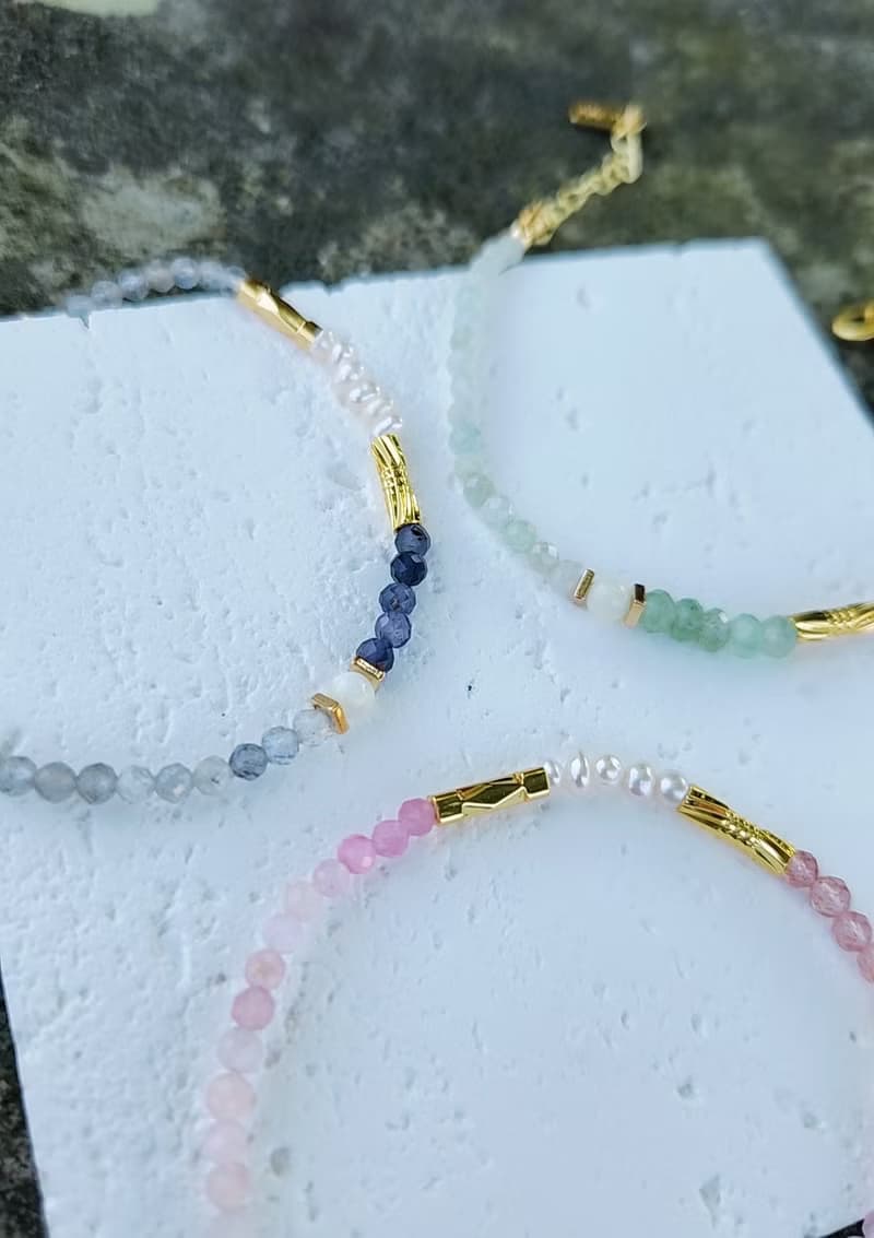 柔情詠花【清流主義】- 堇青石 翡翠 草莓晶 細款半寶石手鍊