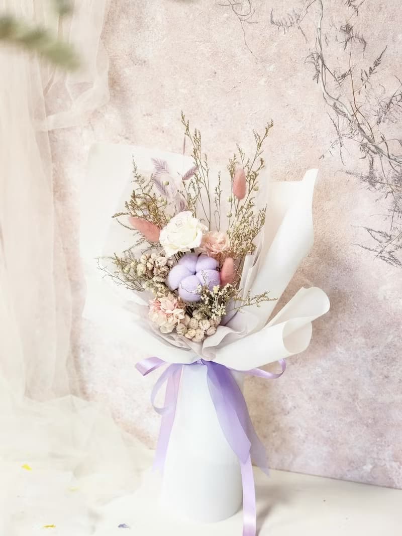 粉紫永生玫瑰花束 情人節花束 求婚花束
