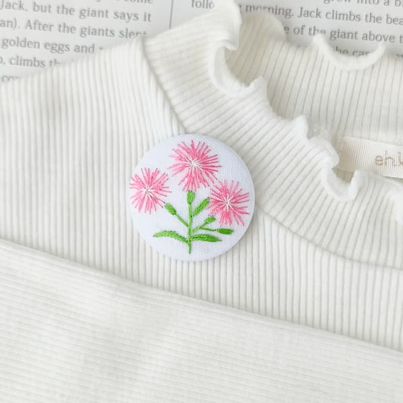 撫子の花刺繍ブローチ