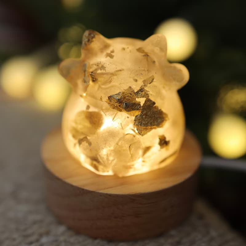 【情人節禮物】日式寶石金箔鈦晶招財貓擺飾-財位開運療癒聚寶盆