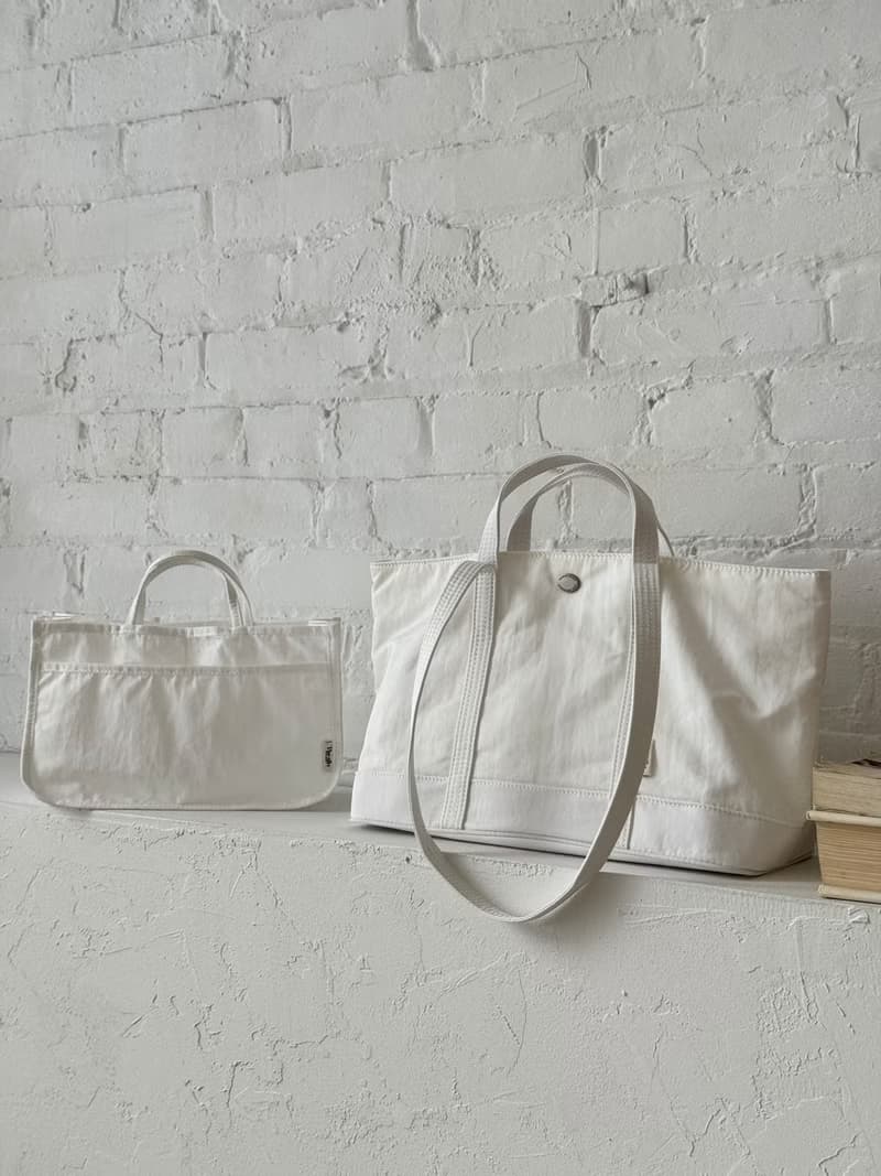 韓國 The Ally | MOLLY BAG (附化妝小包) | 運動包 | 白色