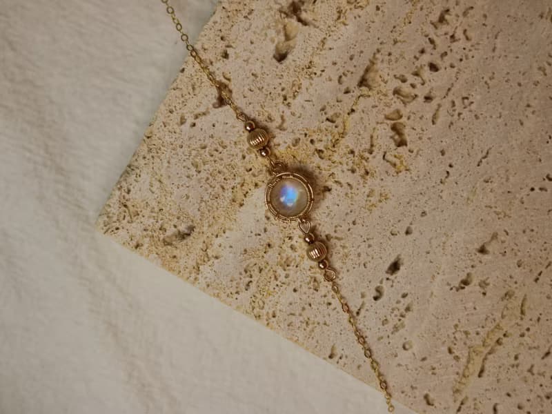 【傾城】美國14K注金手工繞線月光石金珠手鍊