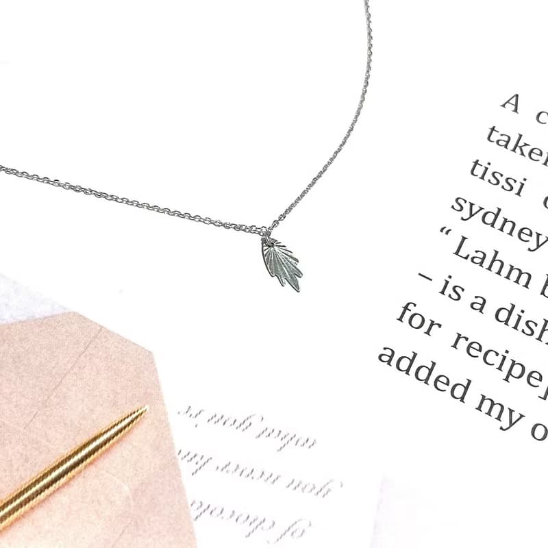 Eli Jewelry 義大利正14K白金精雕mini迷你小葉子造型14K白金項鍊