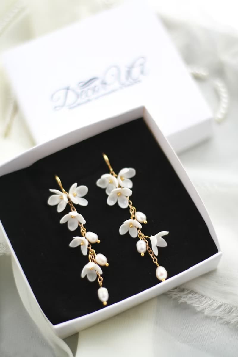 Long Flower Bridal Necklace, Long Pearl Floral Necklace, Wedding Necklace