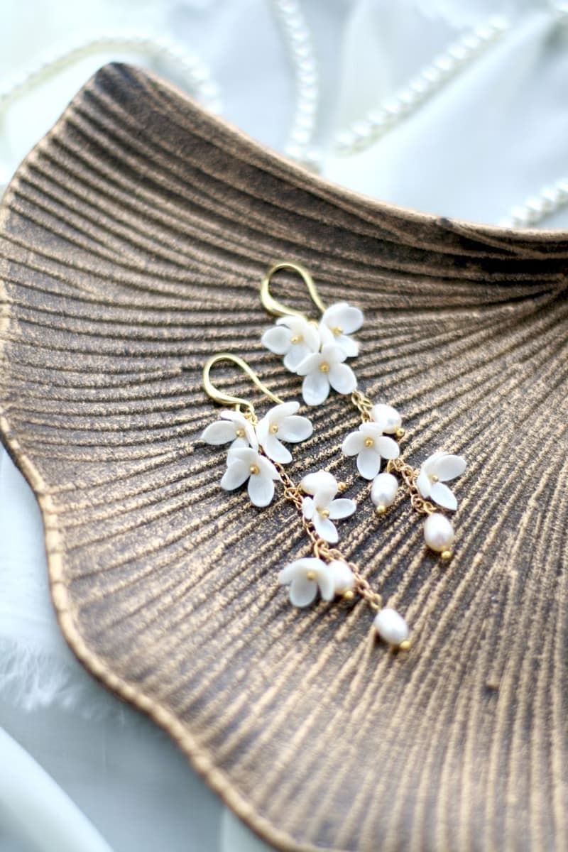 Long Flower Bridal Necklace, Long Pearl Floral Necklace, Wedding Necklace