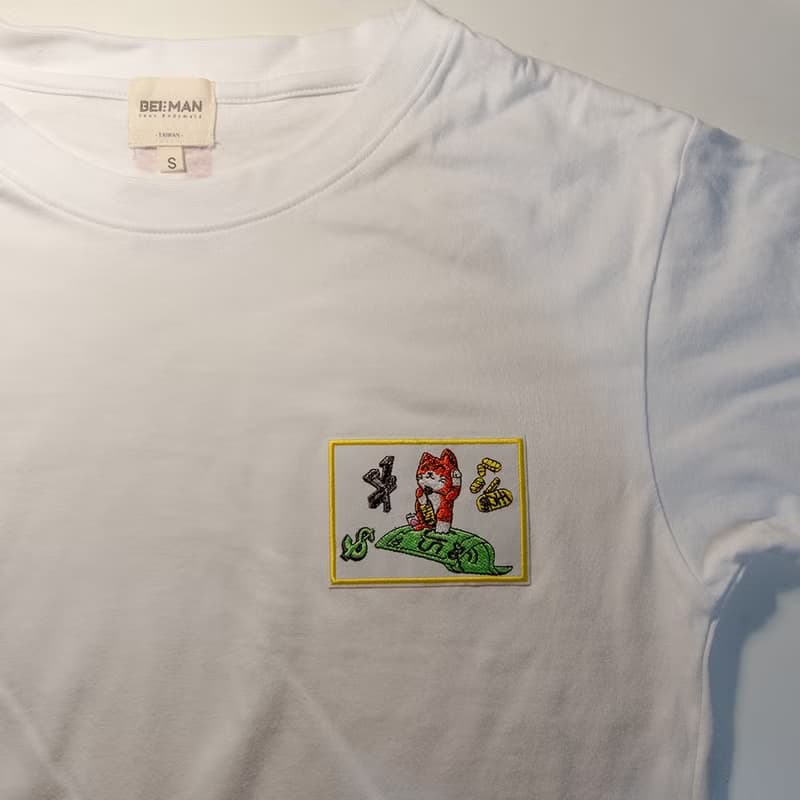 圓領T-布章-招財貓(白)