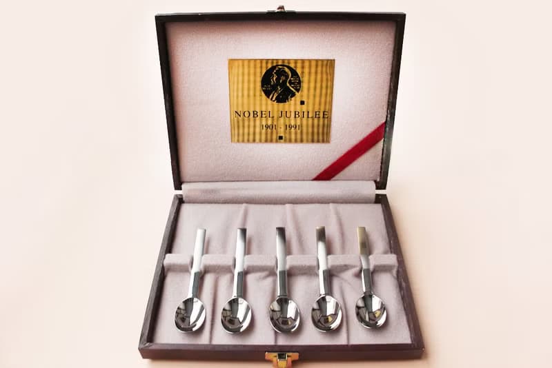 【特價】限量收藏版早期諾貝爾獎90週年紀念不鏽鋼銀色湯匙餐具組