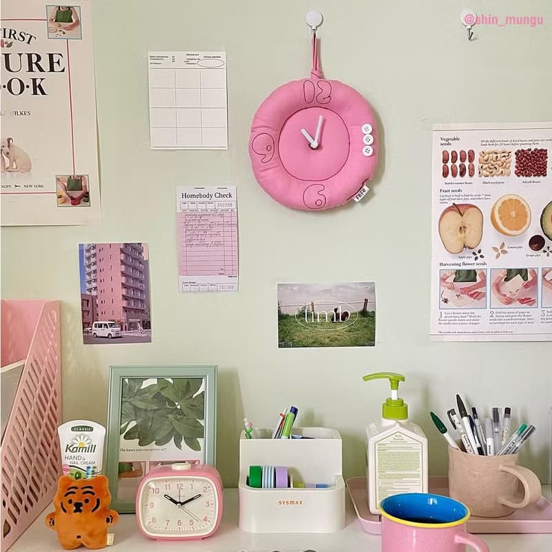 Chubby Clock (Pink)