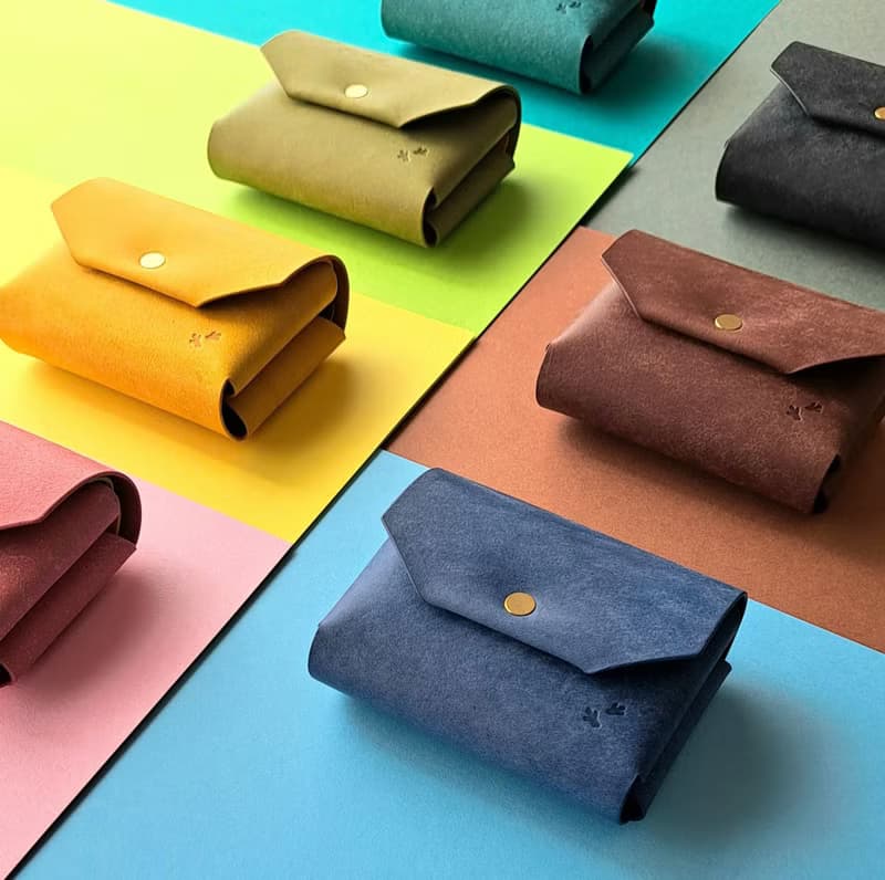 カピバラデザインのコンパクト財布　イエロー×ターコイズ×ブルー   皮夾 牛皮 皮革 錢包 銀包 手作