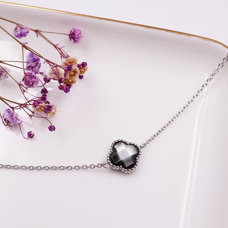 幸運的瞬間--珍珠貝手鍊