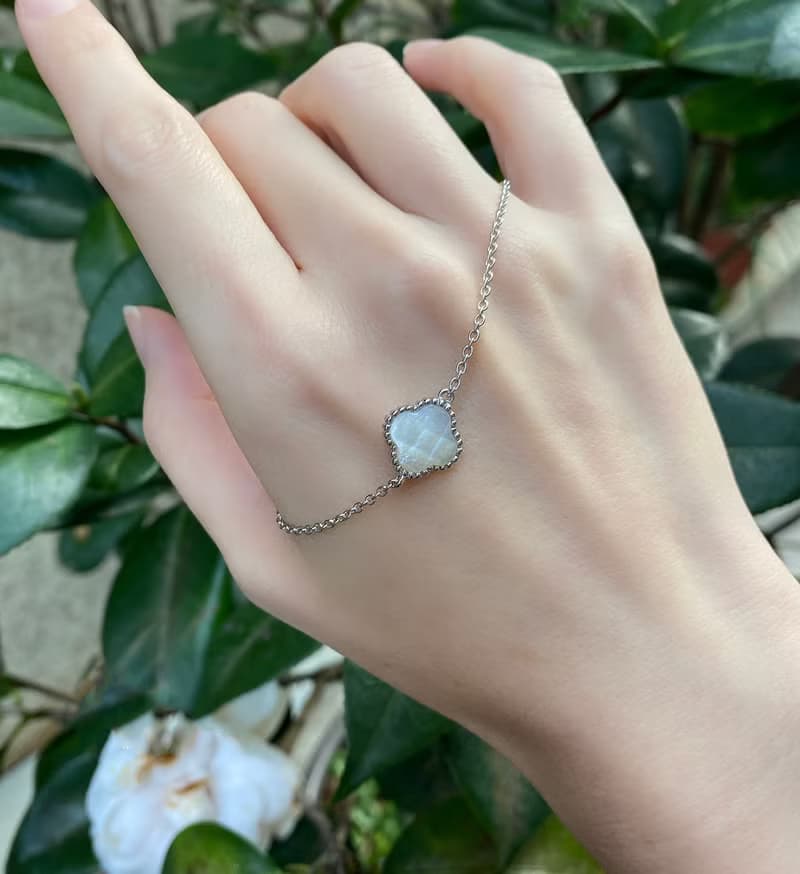 幸運的瞬間--珍珠貝手鍊