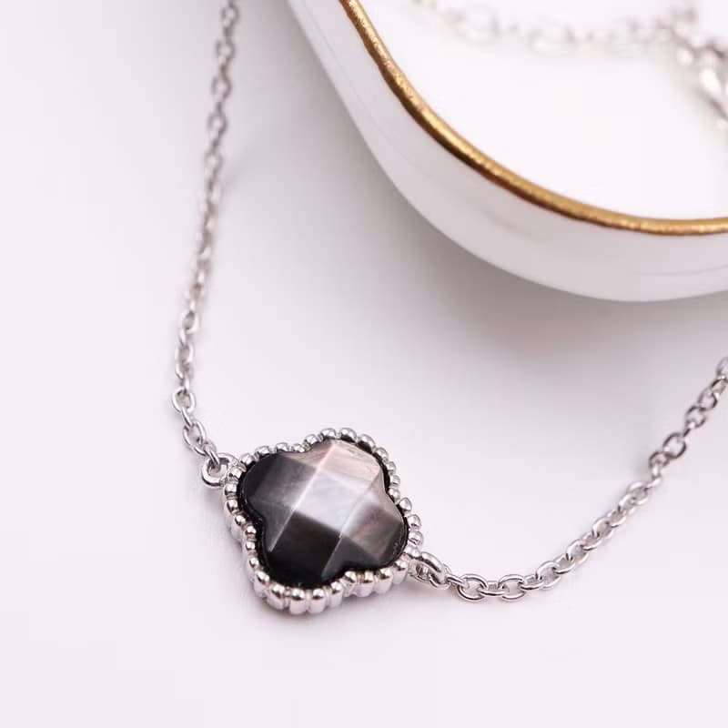 幸運的瞬間--珍珠貝手鍊