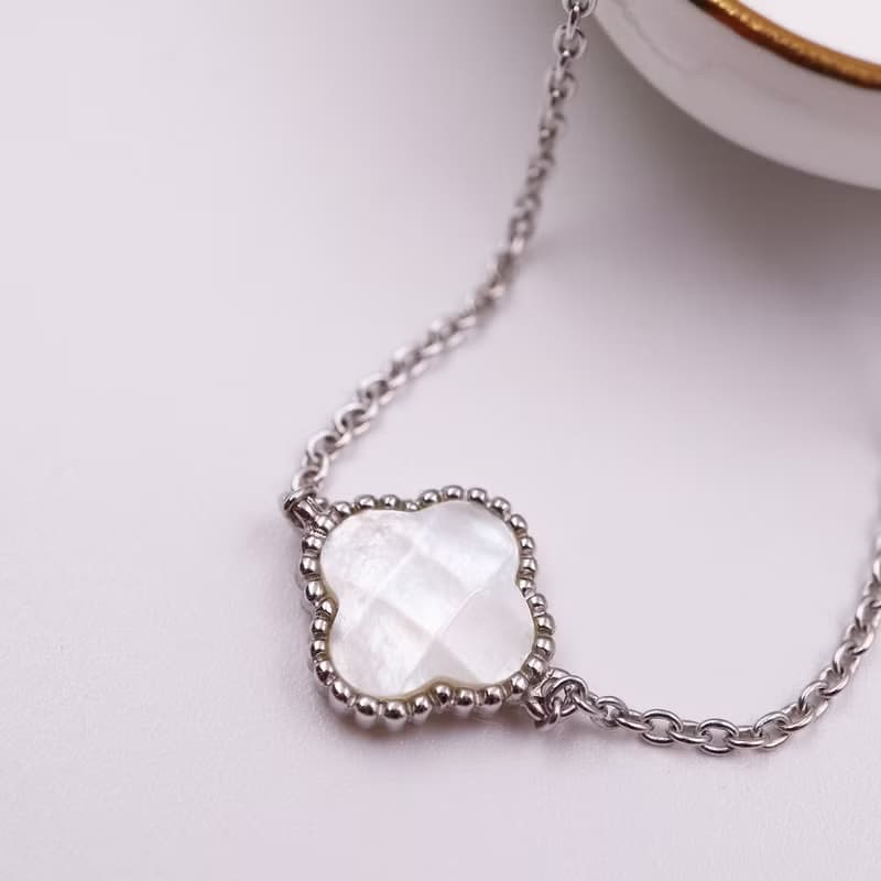 幸運的瞬間--珍珠貝手鍊