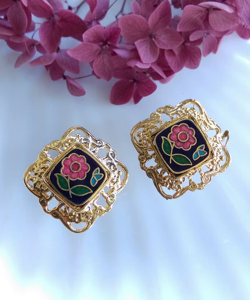 Vintage Jewelry 西洋古董飾品 景泰藍 黑底小花 針式耳環