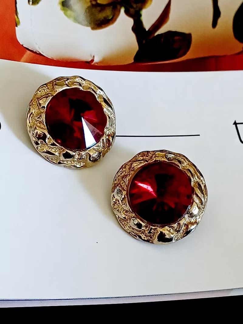 vintage jewelry  艷麗酒紅萊茵尖鑽 夾式耳環