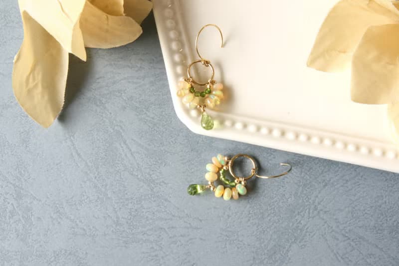 獨創 蛋白石橄欖石透輝石耳環 可改夾式 ~飛翔