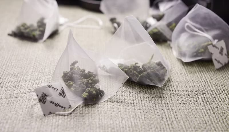 自由葉 | 繽紛璀璨禮盒 |  嚴選6款台灣茶葉 精品茶包雙入