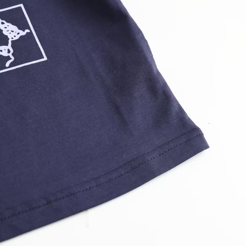 【出清優惠】印花刺繡棉T  藏青/白