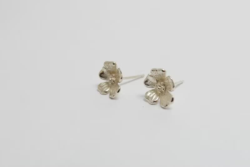 zo.craft 五瓣小花耳環/925純銀