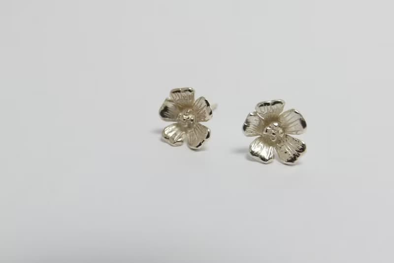 zo.craft 五瓣小花耳環/925純銀