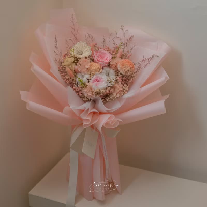 DAY OFF 大型乾燥花束 畢業花束 送禮 告白花束 求婚 請人節 多色