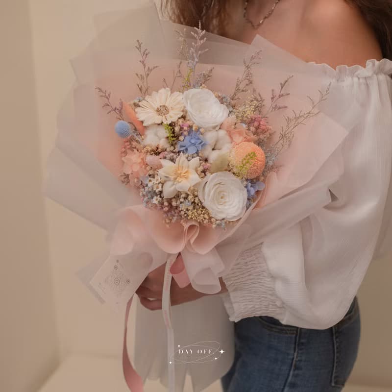 DAY OFF 大型乾燥花束 畢業花束 送禮 告白花束 求婚 請人節 多色