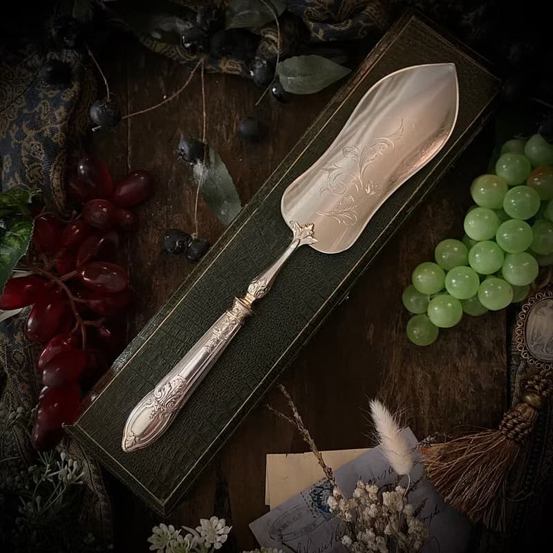 法國路易十六風格 大型純銀柄鍍銀面 食物分食鏟/有原盒裝