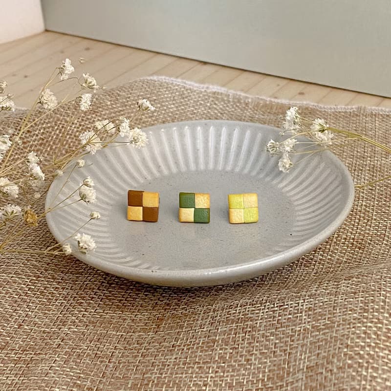 巧克力、抹茶、綠茶 方格餅乾耳環 | 袖珍