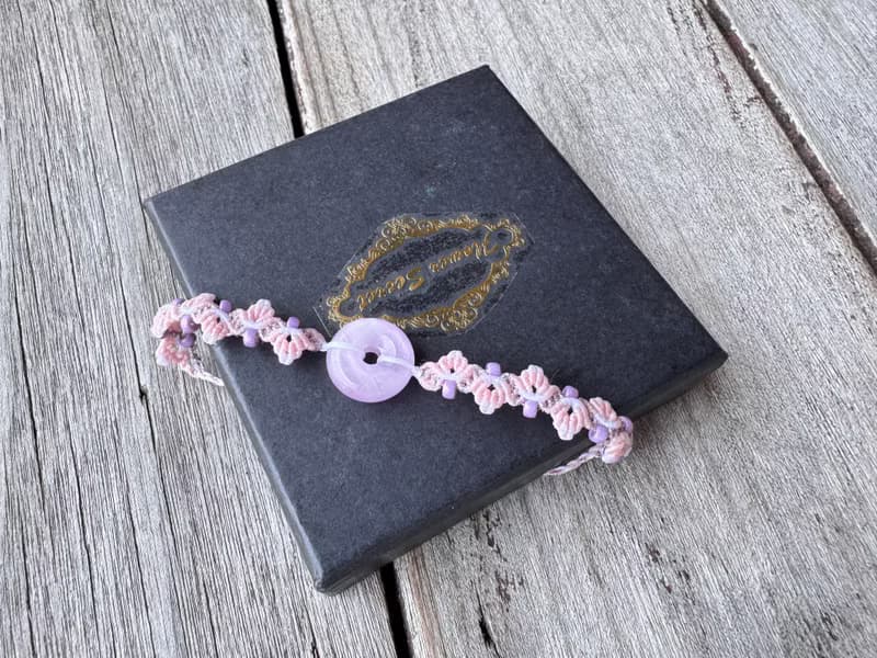 230605 Macrame 南美蠟線 紫鋰輝 手鍊