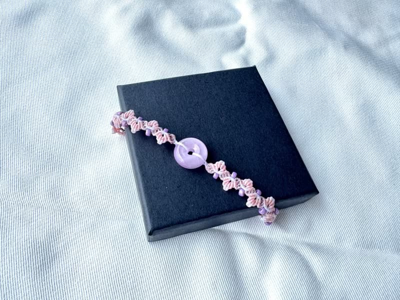 230605 Macrame 南美蠟線 紫鋰輝 手鍊