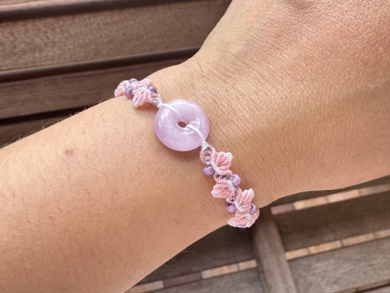 230605 Macrame 南美蠟線 紫鋰輝 手鍊