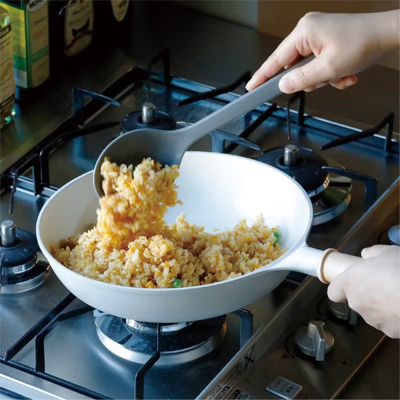 CB Japan copan系列 防沾塵附支撐腳矽膠餐匙