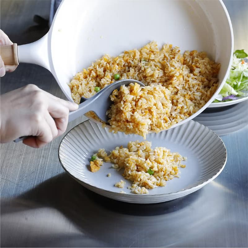 CB Japan copan系列 防沾塵附支撐腳矽膠餐匙