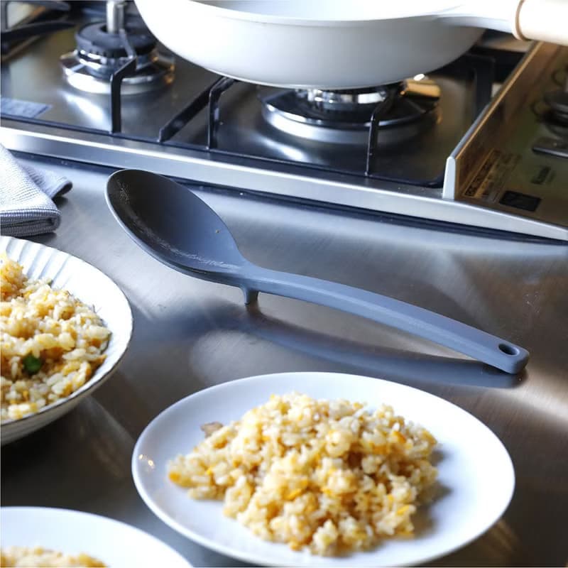 CB Japan copan系列 防沾塵附支撐腳矽膠餐匙