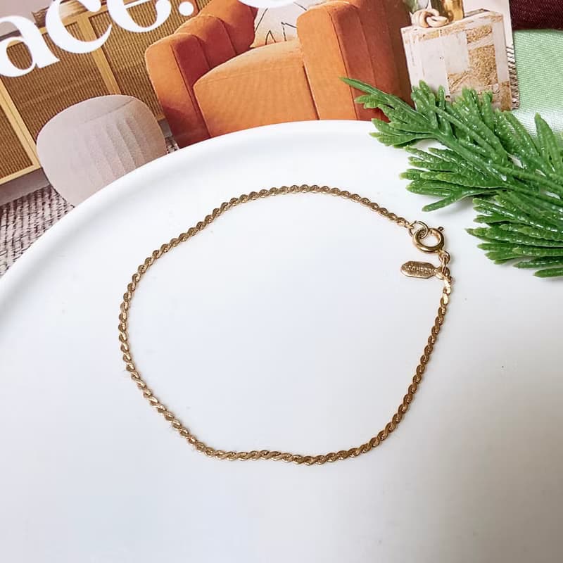 【西洋古董飾品】SARA雅緻柔軟麻花卷鏈 k金合金 手鍊手環