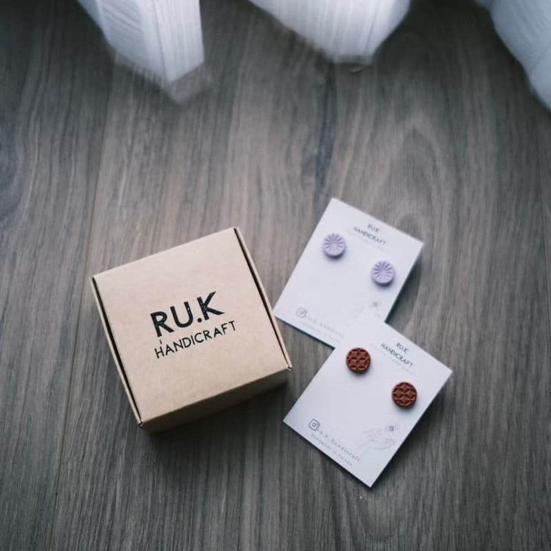 RUK 如是手作 復古圓形刻痕耳環