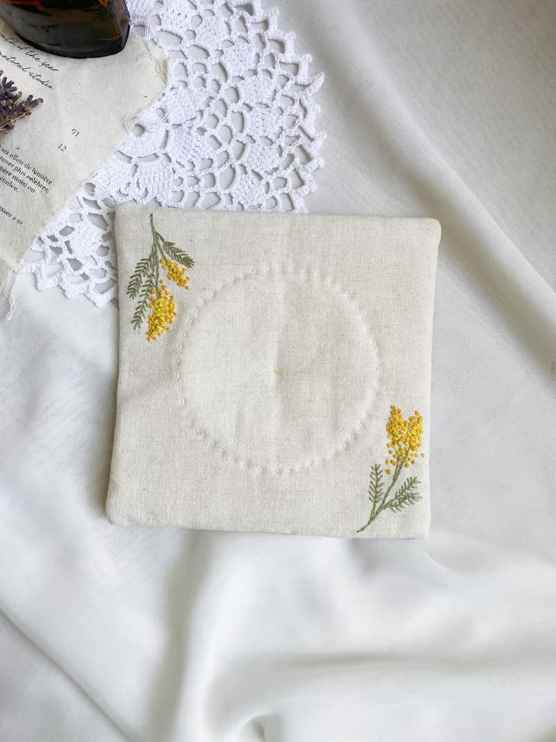 【芳小姐手作】金合歡刺繡鍋墊 母親節禮物 禮物 畢業禮物