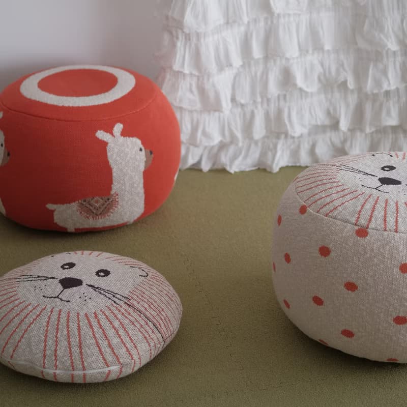 圓凳坐墩蒲團沙發腳踏擱腳蹬抱枕 兒童房裝飾凳生日喬遷禮物